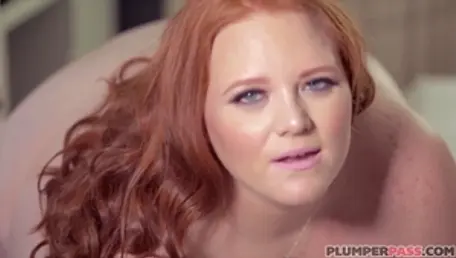Rough nailing starring thick BBW Julie Ginger