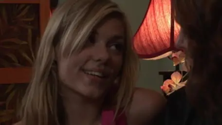 Nicole Ray has a thing for sloppy fucking