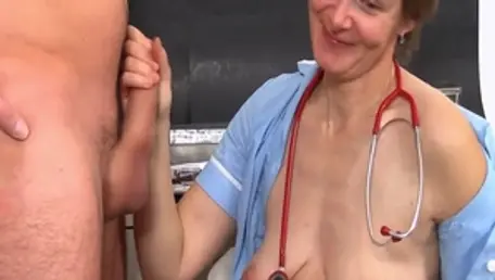 Erotic granny rough pussy eating