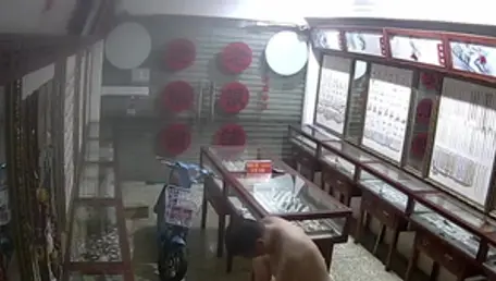 Homemade slamming hard in company with Muslim couple