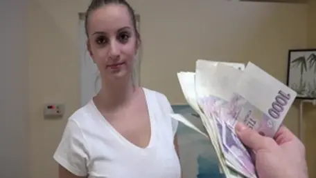 Natural teen agrees to hard sex