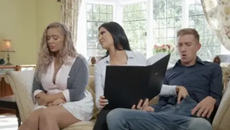 MommyGotBoobs: Danny D among pierced couple Jasmine Jae