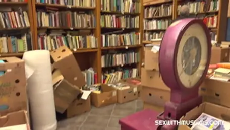 Muslimische Aisha Bahadur ermässigt sich