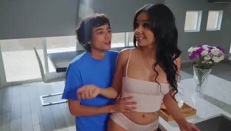 Moms In Control: Hotwife Aaliyah Hadid 69