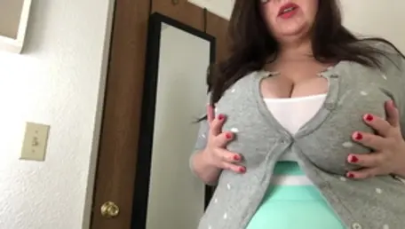 Raw fucking in the company of hairy girl