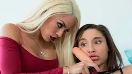 Hot And Mean: Abella Danger in fetish closeup tongue kissing