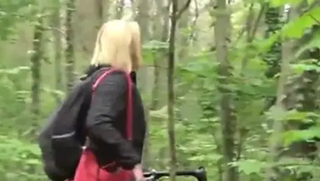 Cumshot starring sexy amateur