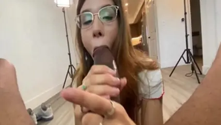 Isabel Moon is a wild babe