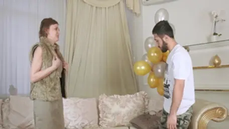 Hardcore hard pounding accompanied by hairy stepmom