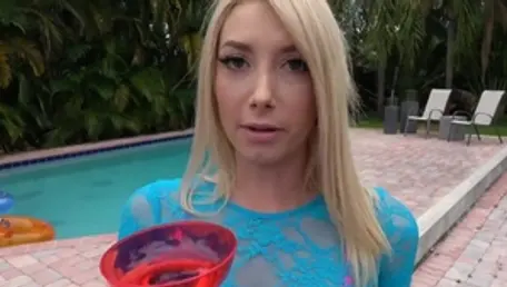 Pornstar showing big boobs