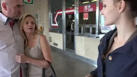 CzechCOUPLES.com - In der Öffentlichkeit anal ficken