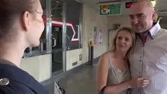 CzechCOUPLES.com - Follando por el culo en público