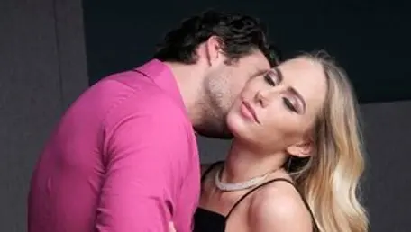 Carter Cruise pussy licking