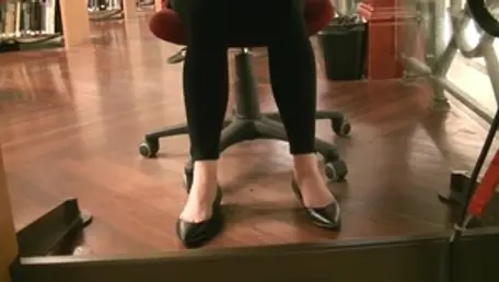 Perfekt Asian Girl Shoeplay