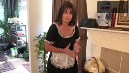 Older Woman Fun: Sloppy fucking aged american stepmom nylon