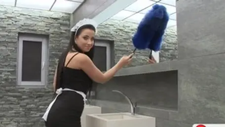 Taissa Shanti beside Taissia Shanti cumshot in HD