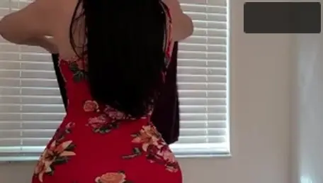 Mature sucking dick in HD
