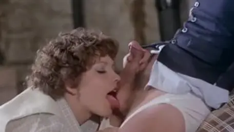 Hot MILF cunnilingus